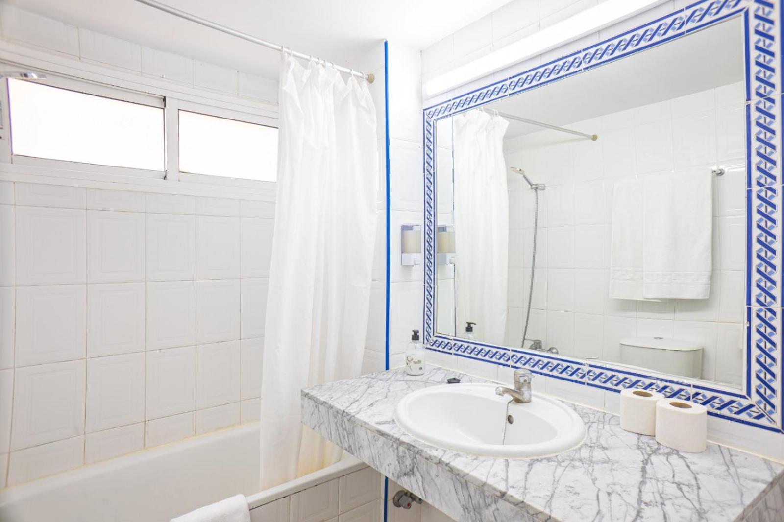 Apartamentos El Velero Torremolinos Phòng bức ảnh